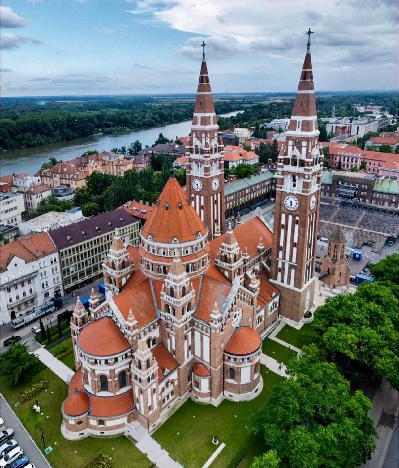 Exkluzív lakás Szeged szívében Esterno foto